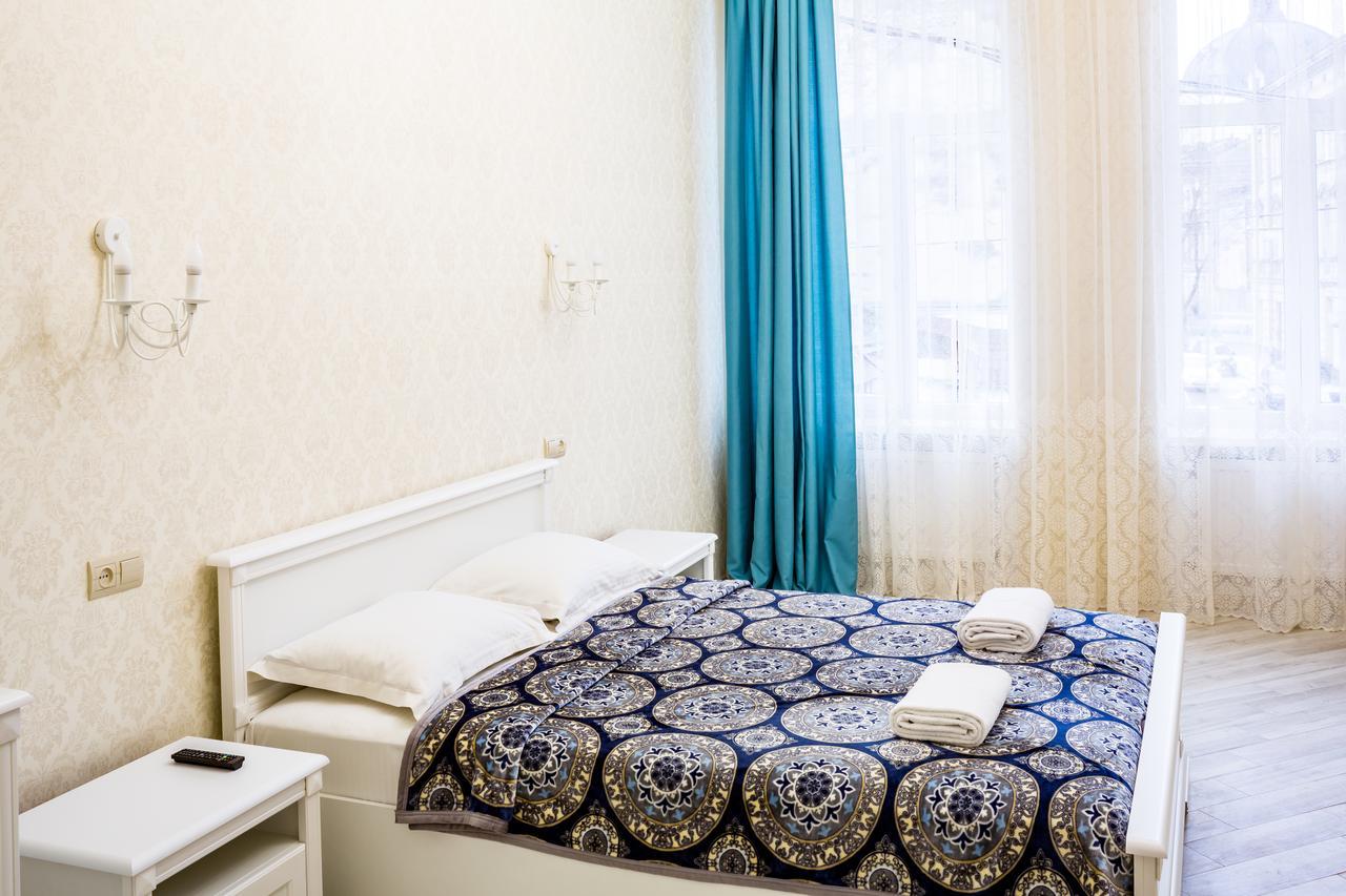 Leogrand Vip Apartments On Udatnogo 4 Львів Екстер'єр фото